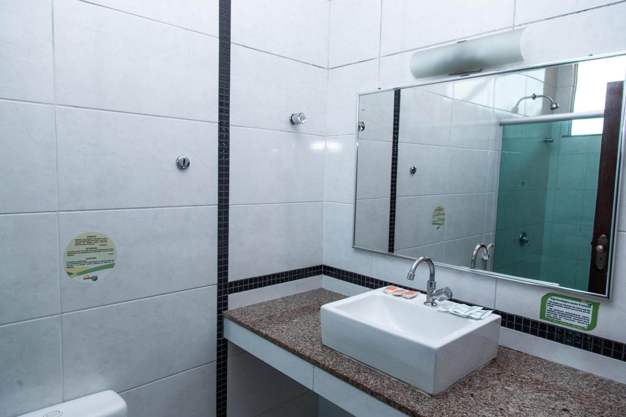 Hotel Equinocios Executive Barcarena Extérieur photo