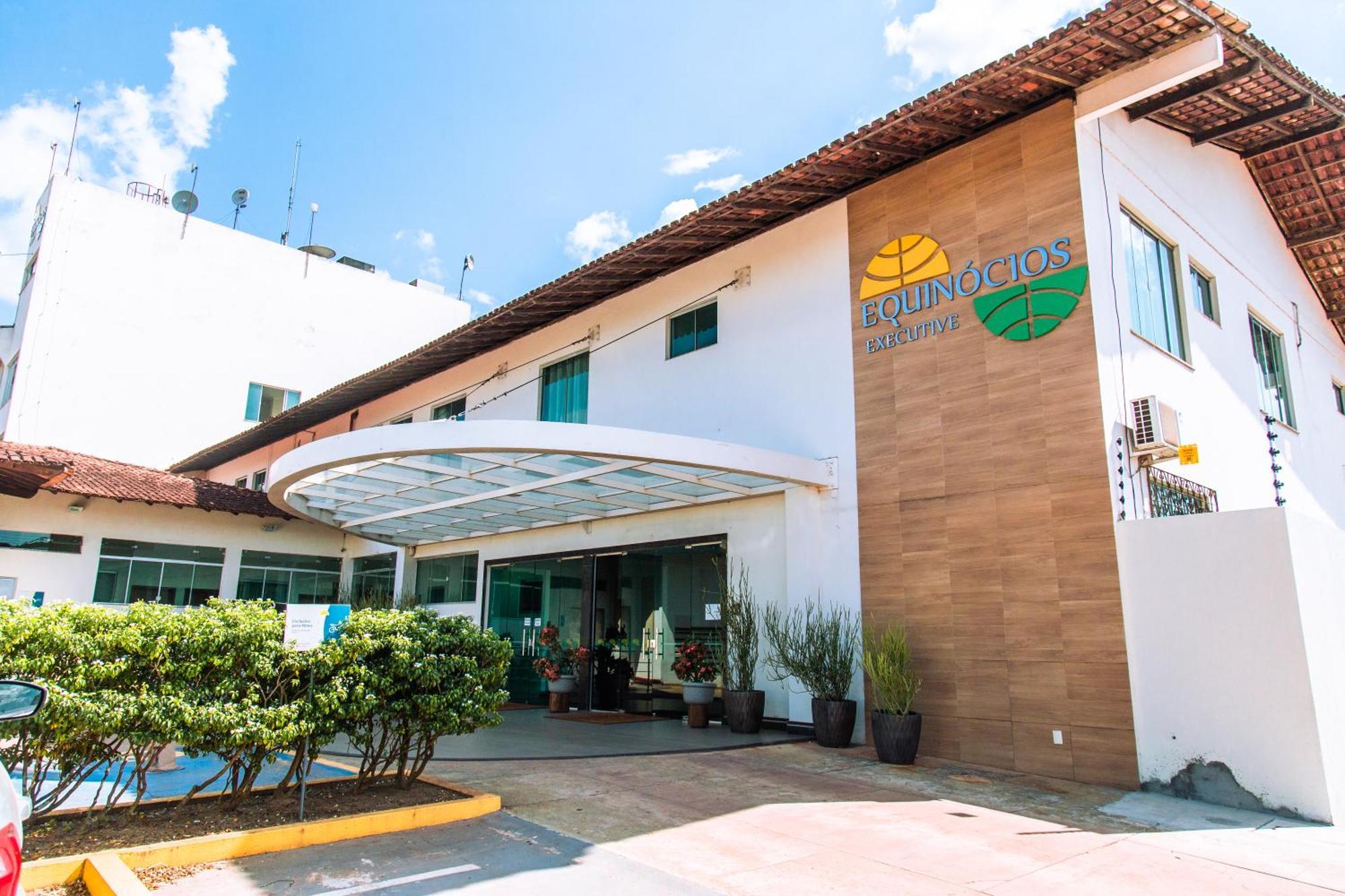 Hotel Equinocios Executive Barcarena Extérieur photo