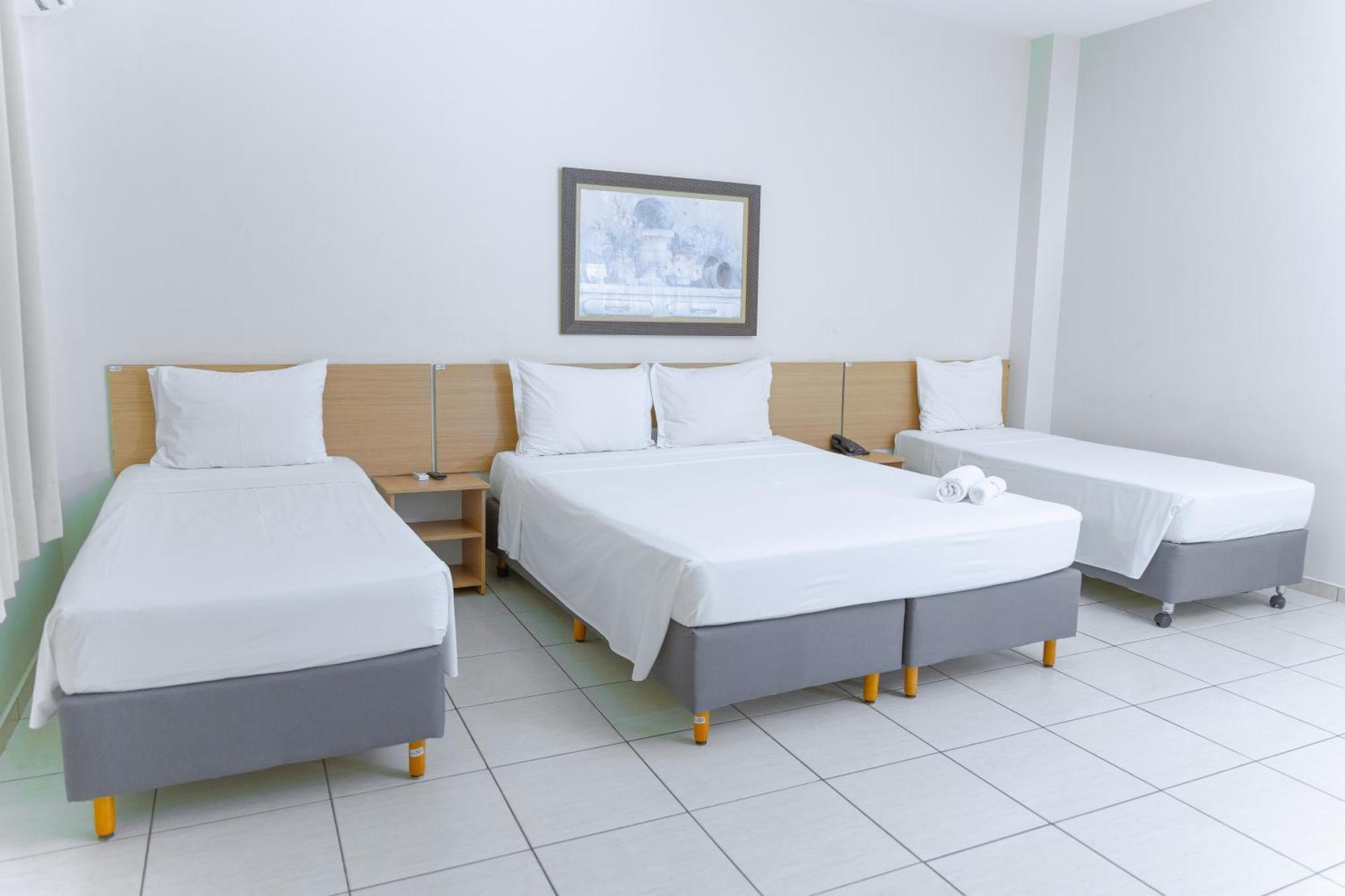 Hotel Equinocios Executive Barcarena Extérieur photo